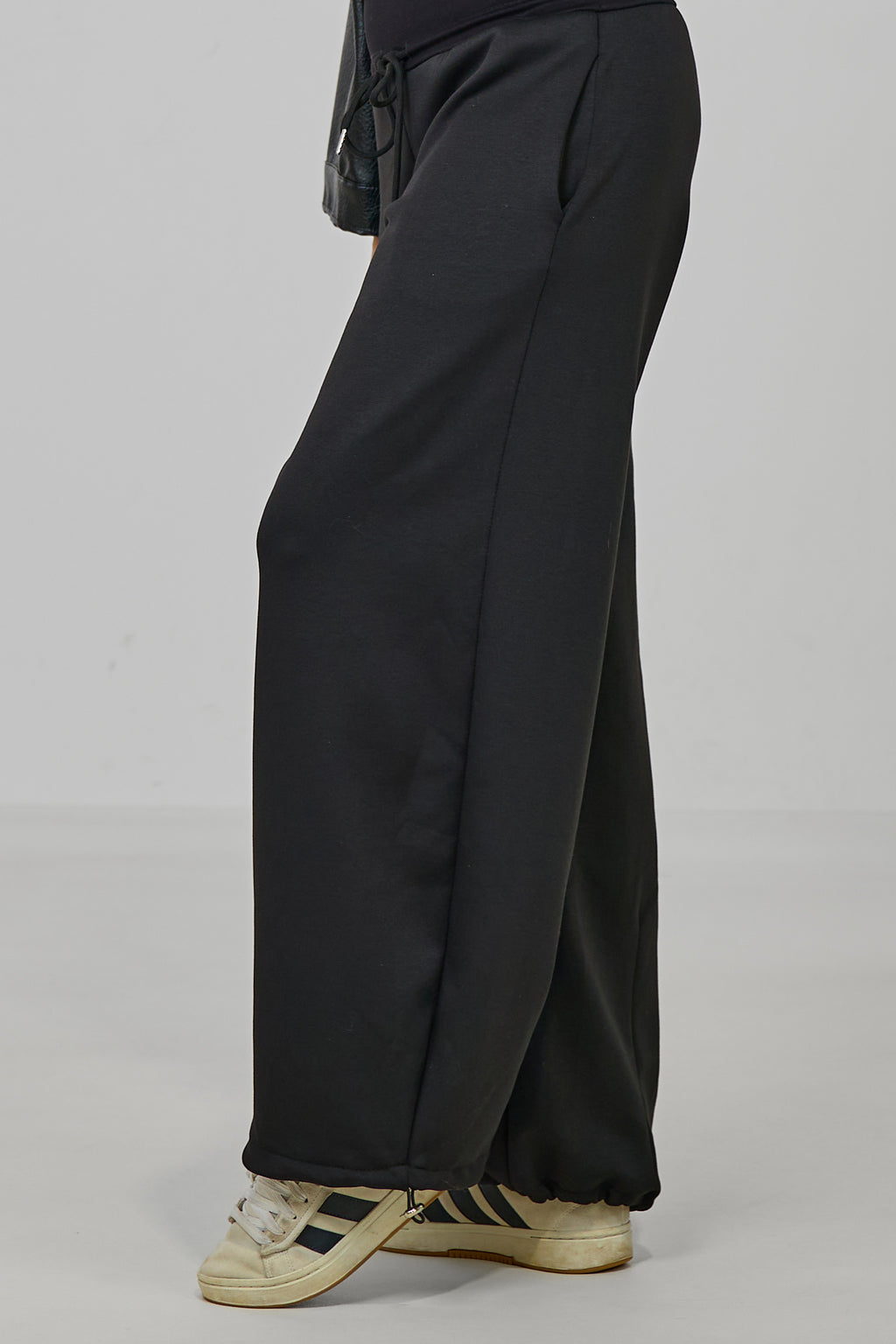 Kuschelige Freizeithose, schwarz