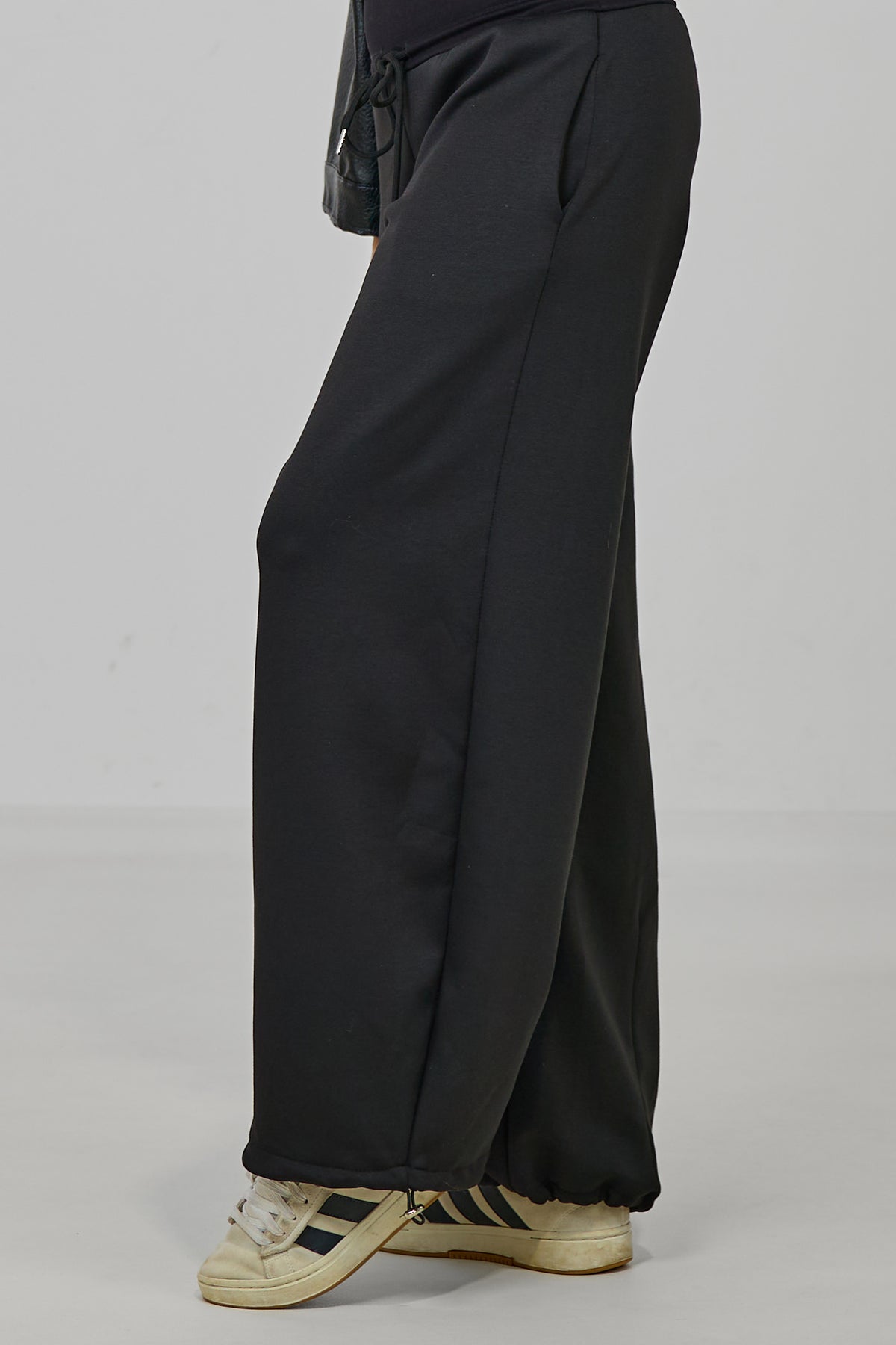 Kuschelige Freizeithose, schwarz