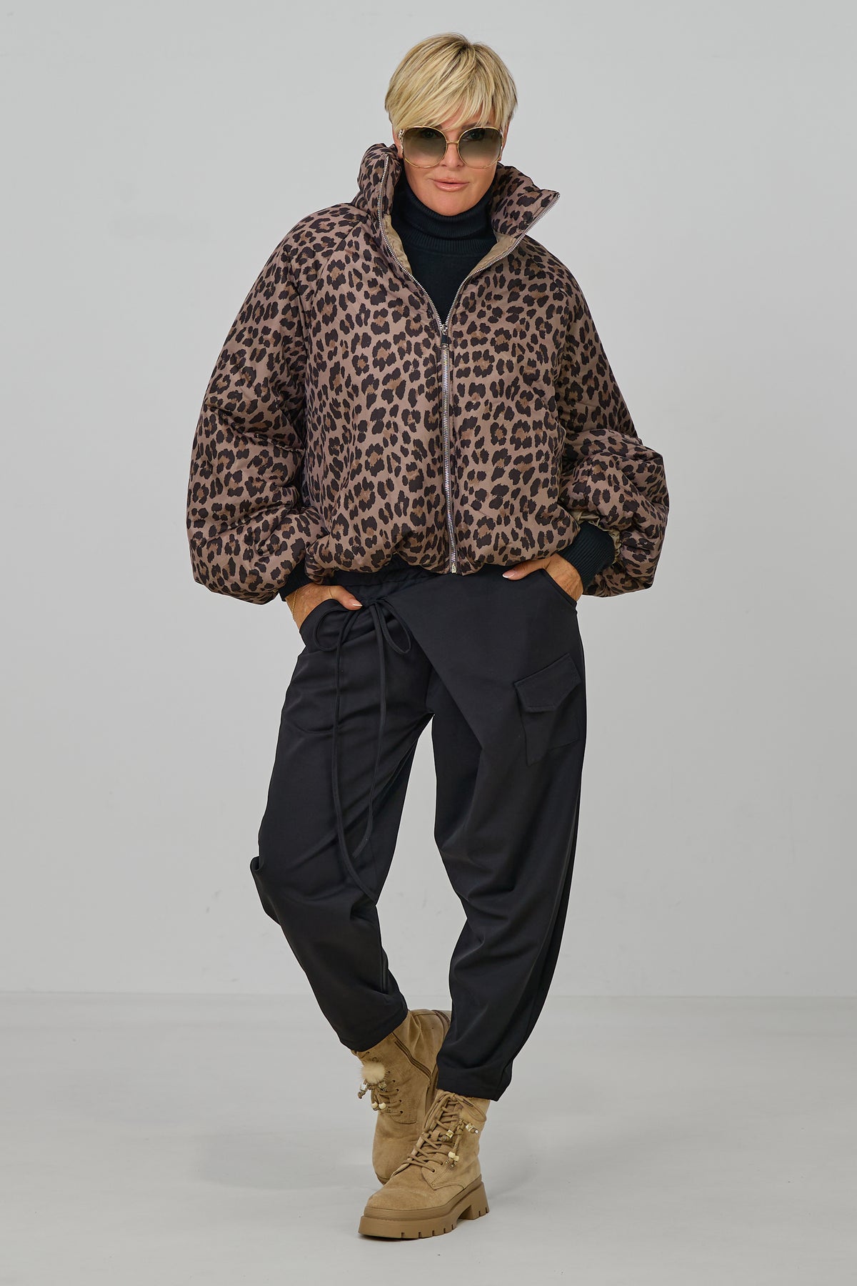 Balloon-Jacke mit Stehkragen, taupe-leo