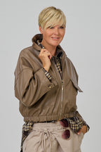 Blouson aus strukturiertem Kunstleder, taupe