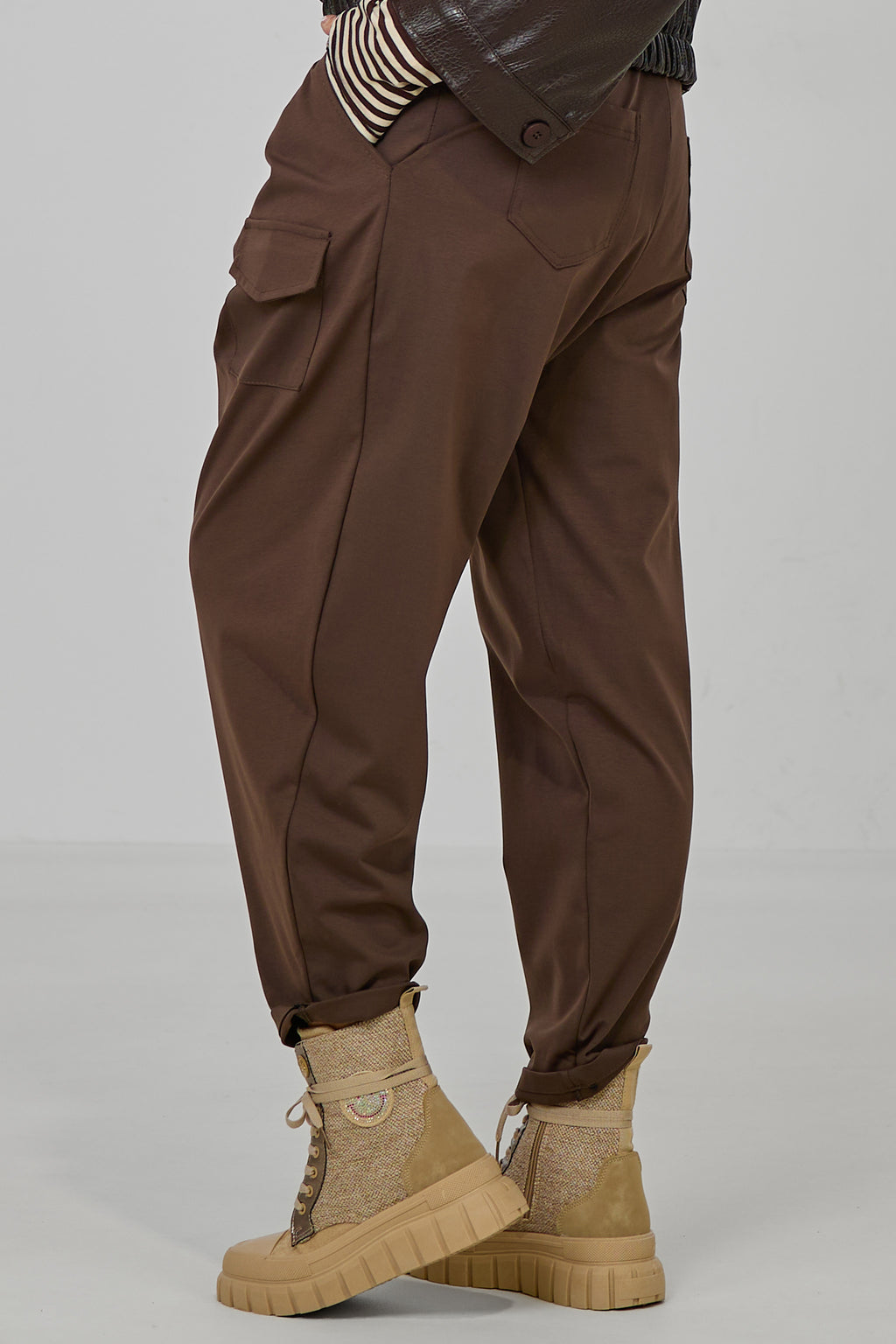 Stoffhose mit Überschlag, schokobraun