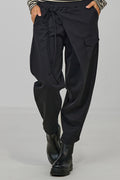 Stoffhose mit Überschlag, schwarz