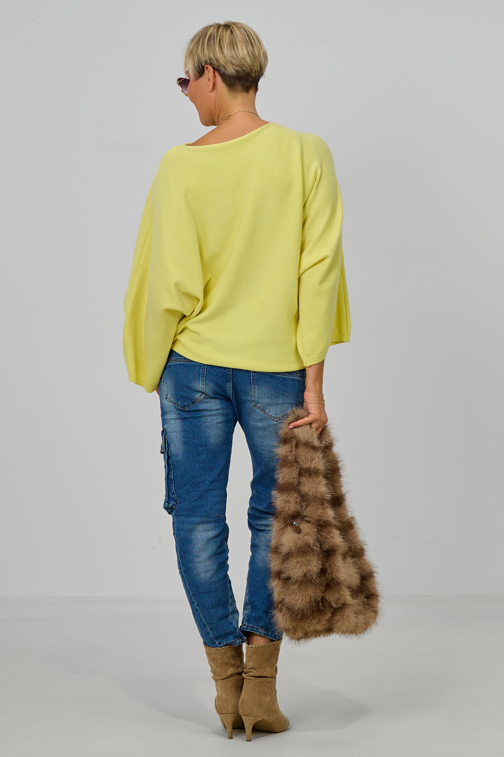 Pulli mit weiten Fledermausärmeln, gelb