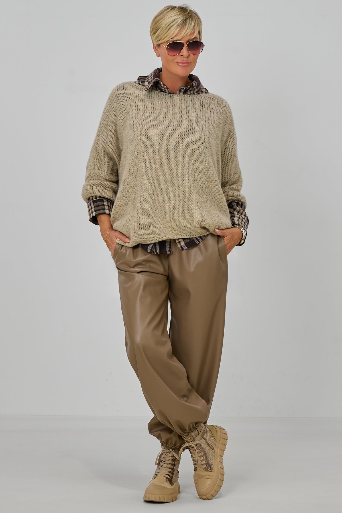 Kuscheliger Oversized Strickpulli, stein
