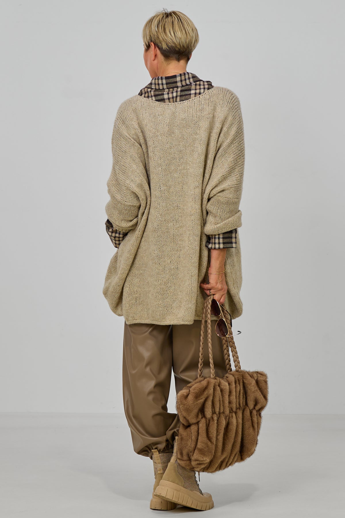 Kuscheliger Oversized Strickpulli, stein