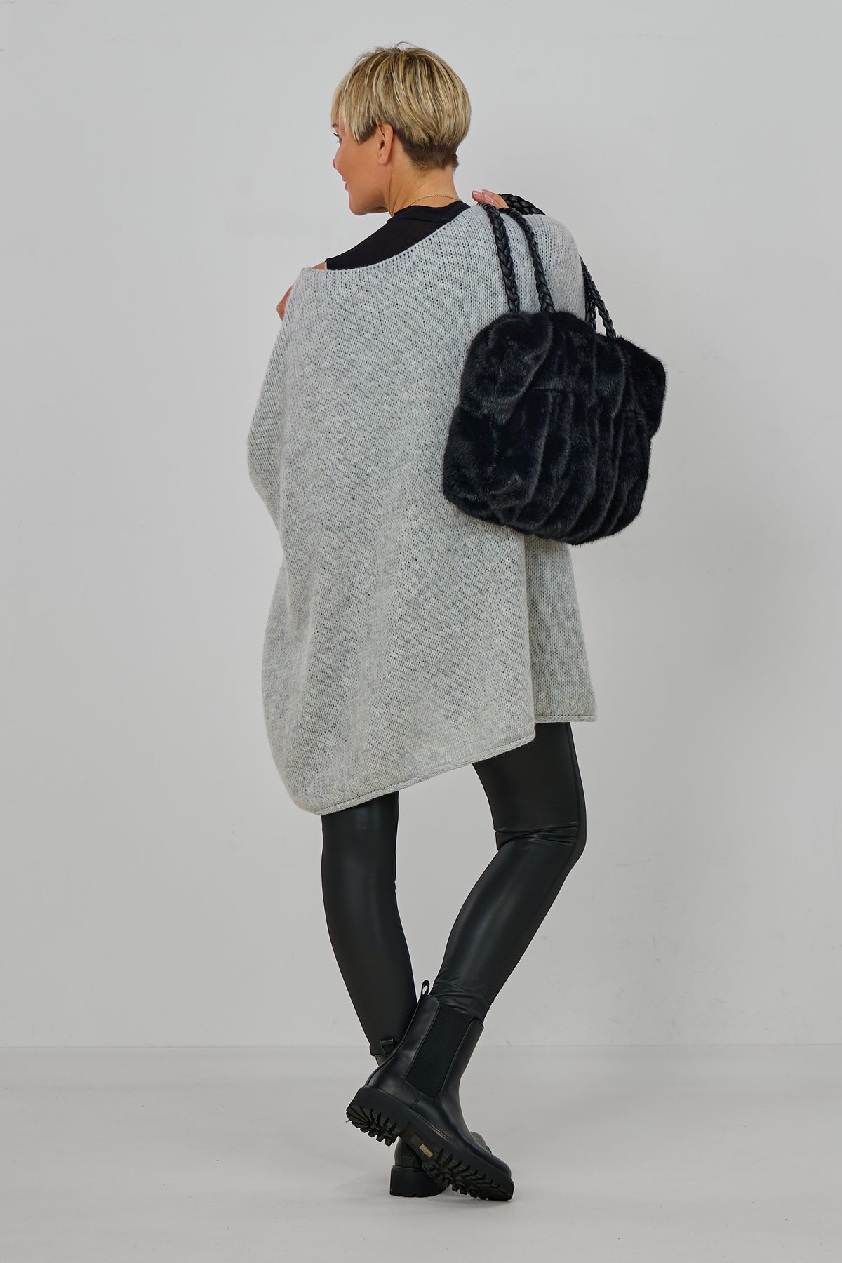 Kuscheliger Oversized Strickpulli, hellgrau