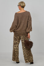 Kuscheliger Strickpulli mit Spitzenborte, taupe