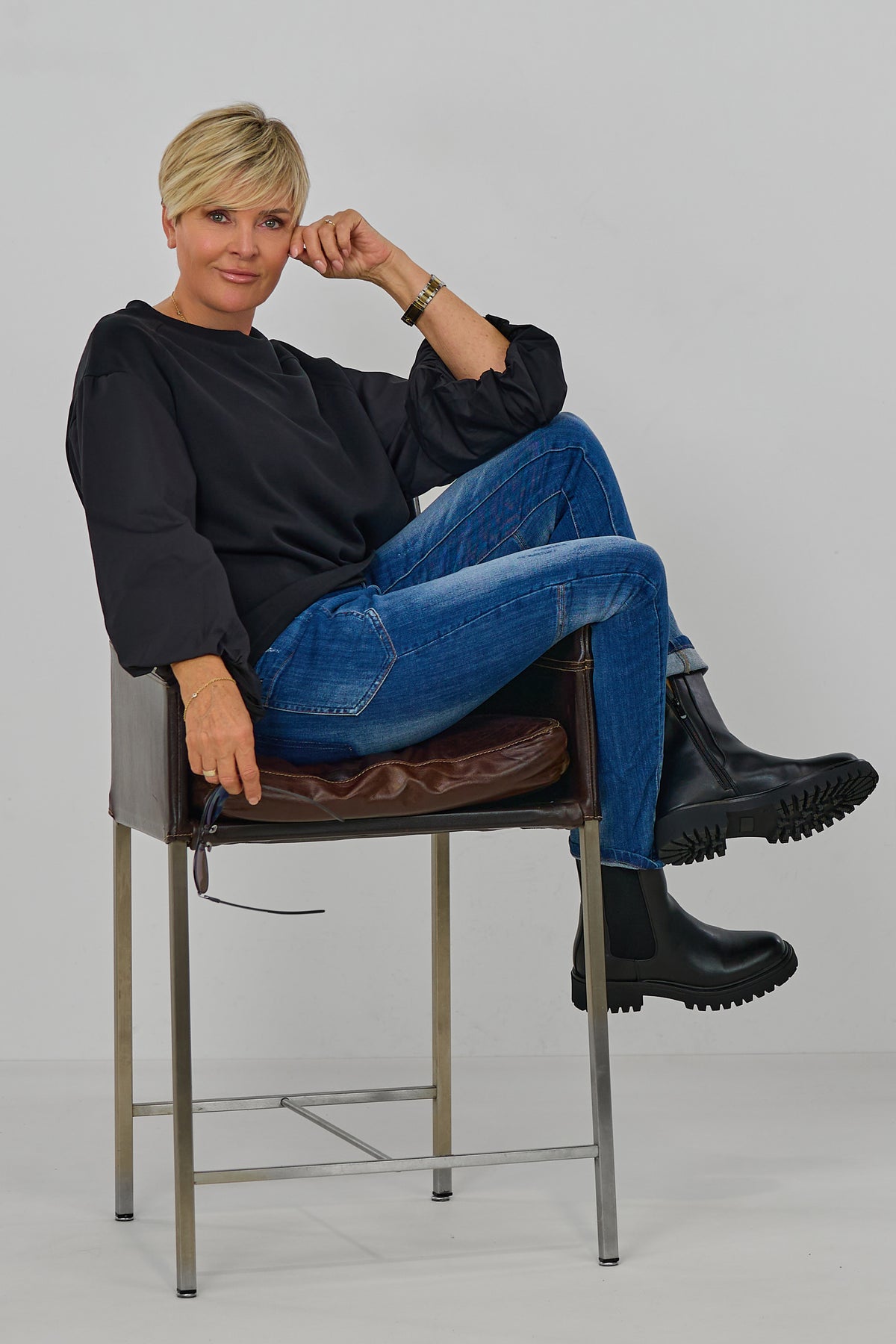 Cozy Shirt mit Balloon-Blusen-Ärmeln, schwarz