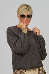 Strickpulli mit elastischen Abschlüssen, braun
