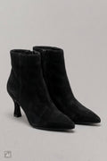 Spitze Stiefelette in Wildlederoptik, schwarz