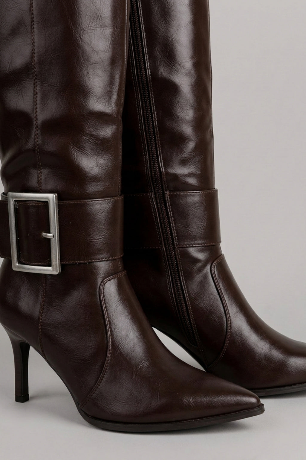 High-Heel Stiefel mit Schnalle, braun
