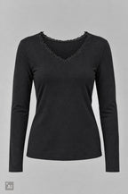 Longsleeve mit Spitze am V-Ausschnitt, schwarz