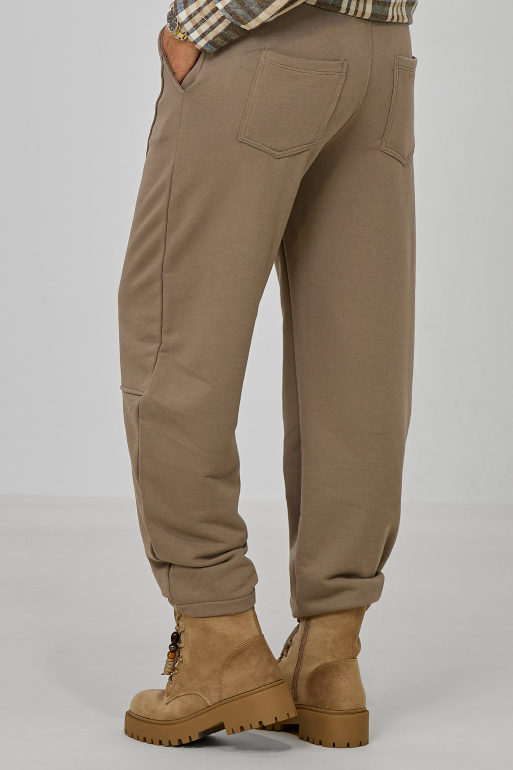 Sweathose mit Ziernähten und Kordelzug, taupe