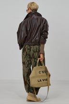 leichte Barrel Jeans Camouflage, khaki-braun