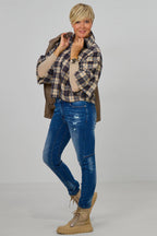 Kurze Hemdbluse im Karomuster, blau-beige