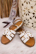 flache Sandalette mit Nieten, weiß