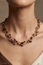 Kette mit Perlchen, mokka-gold