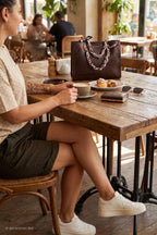 elegante Tasche mit Kettenhenkel, dunkelbraun