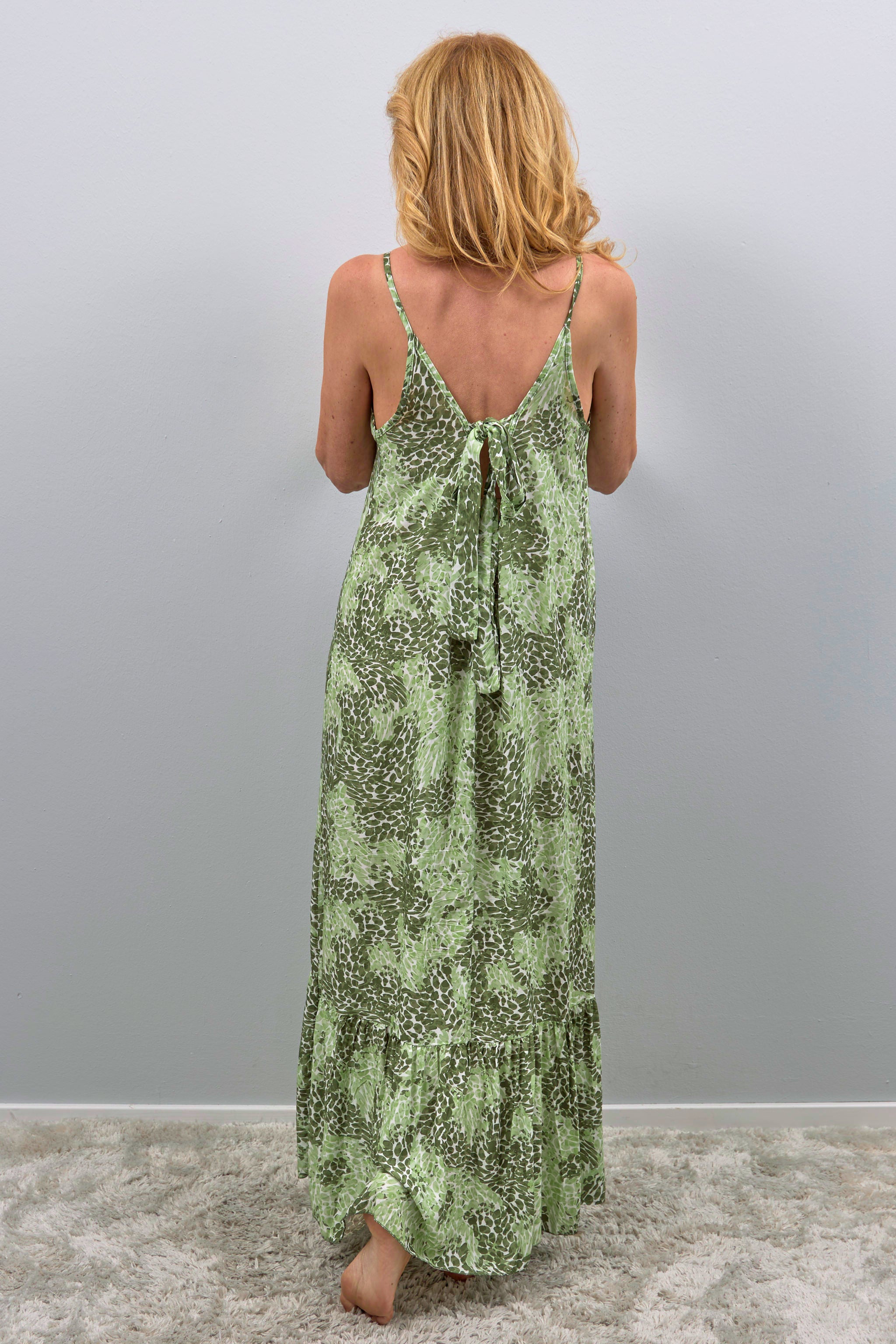 Maxi Kleid mit tiefem Rücken, grün