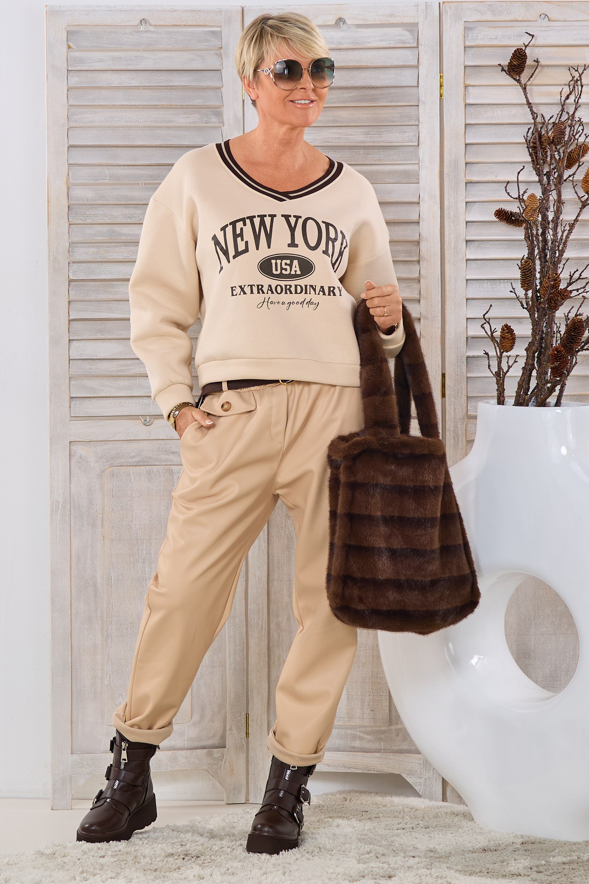 kurzes Sweaty New York, beige-braun