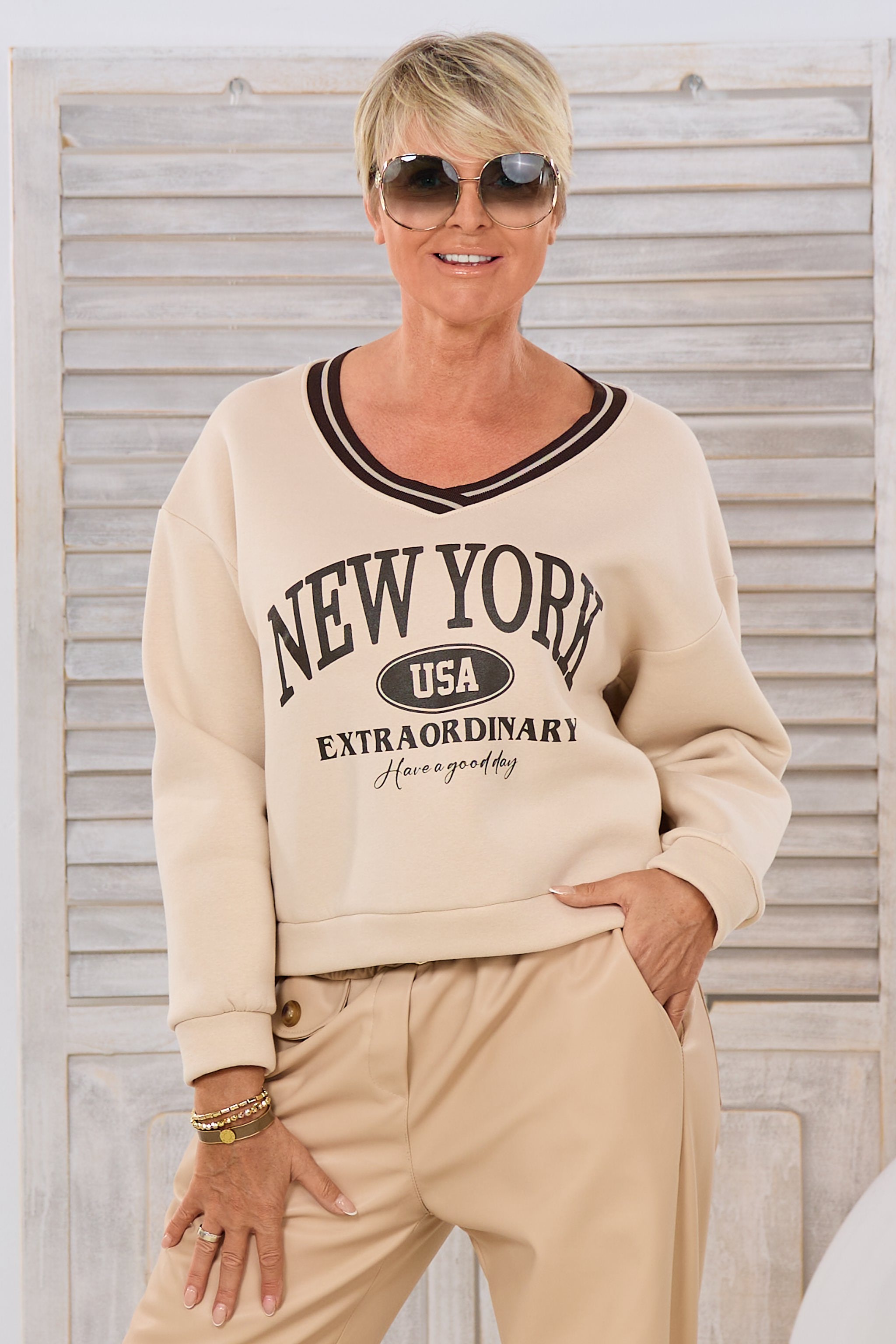 kurzes Sweaty New York, beige-braun