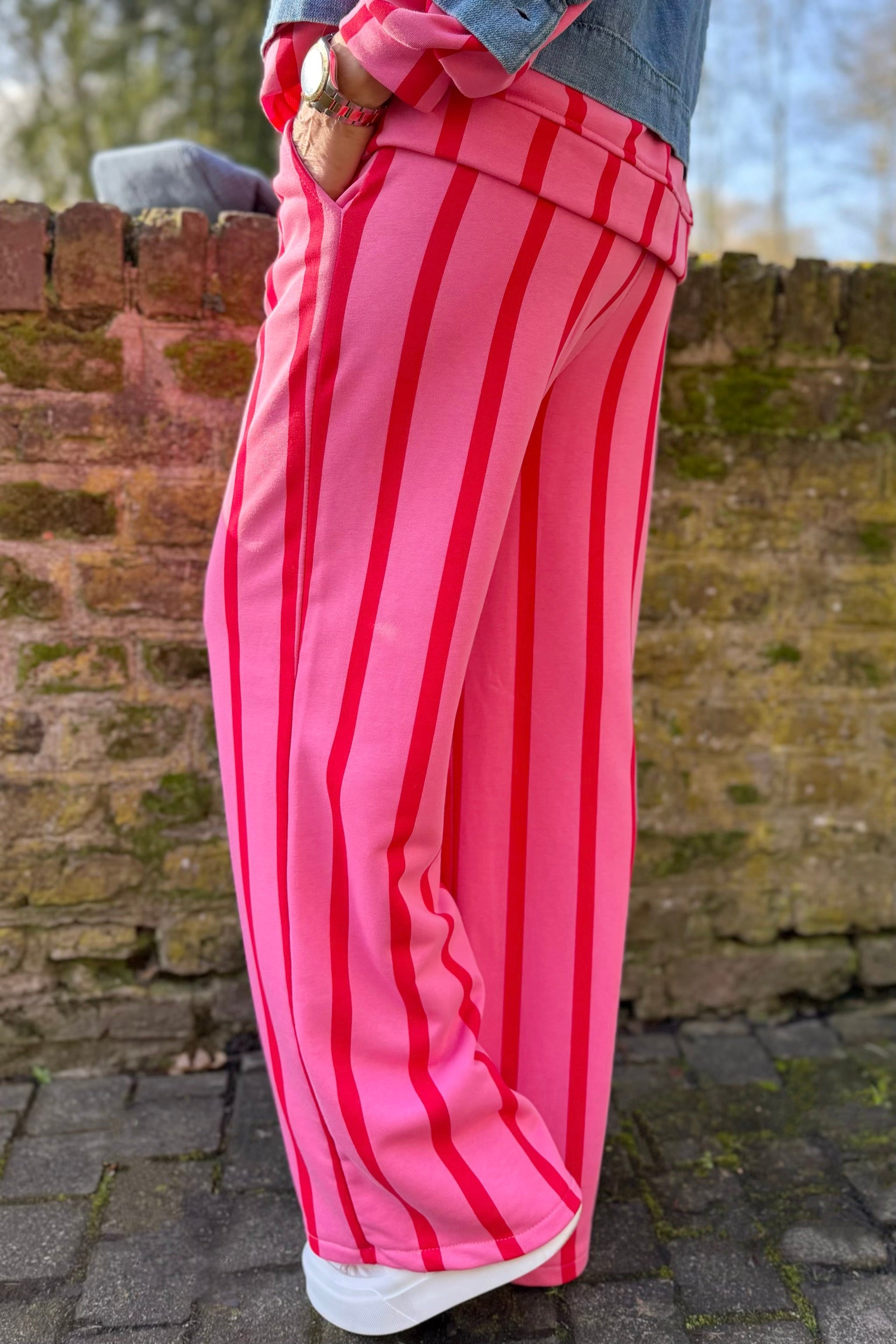 gestreifte Sweaty Marlene Hose, pink-rot