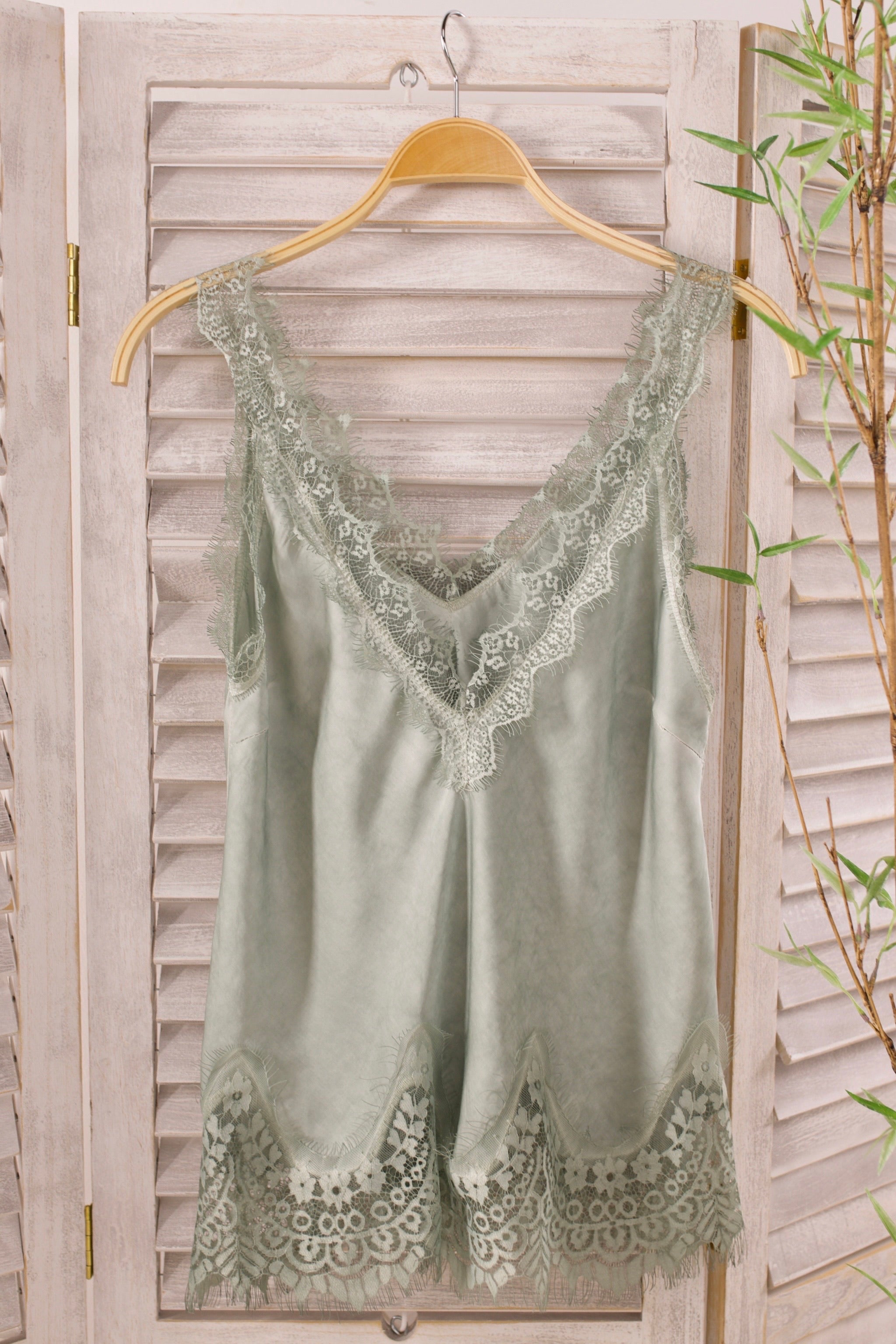 Viscose-Top mit Spitze, khaki