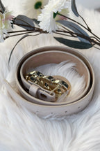 Echtleder Gürtel mit goldener Schnalle, beige