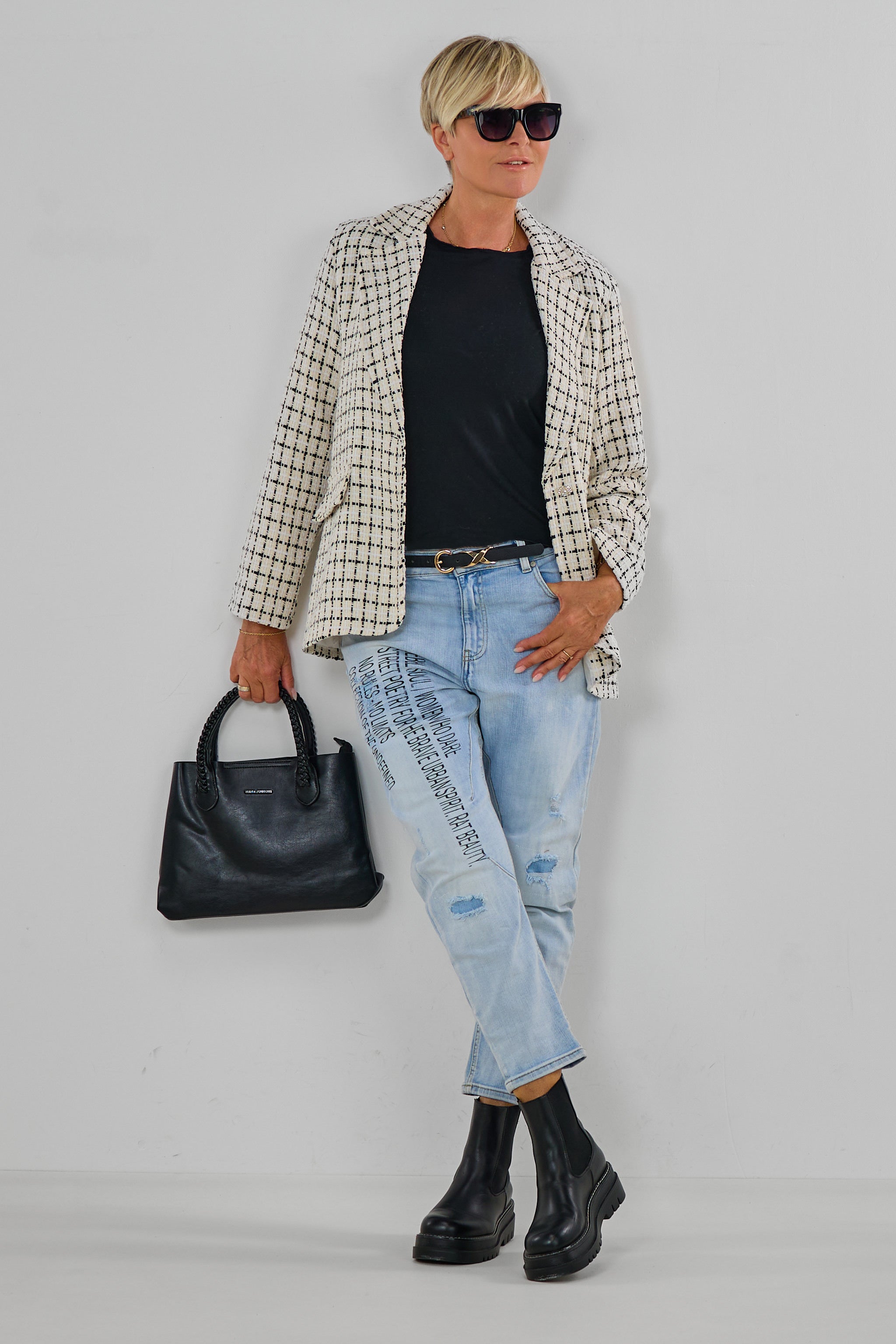 Tweed-Blazer mit breitem Revers, creme-schwarz