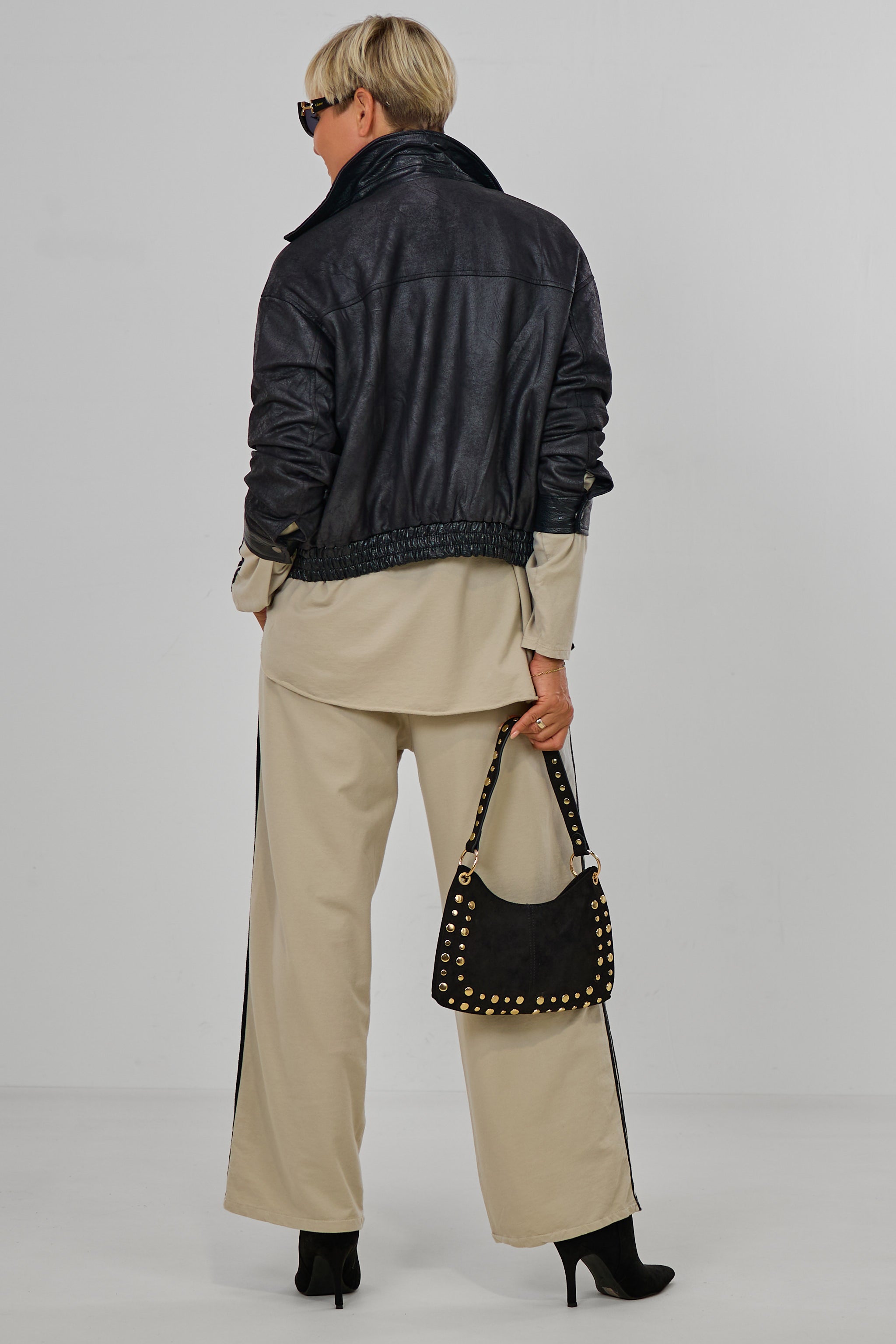 Sweaty mit Beverly Hills-Druck, stein-schwarz