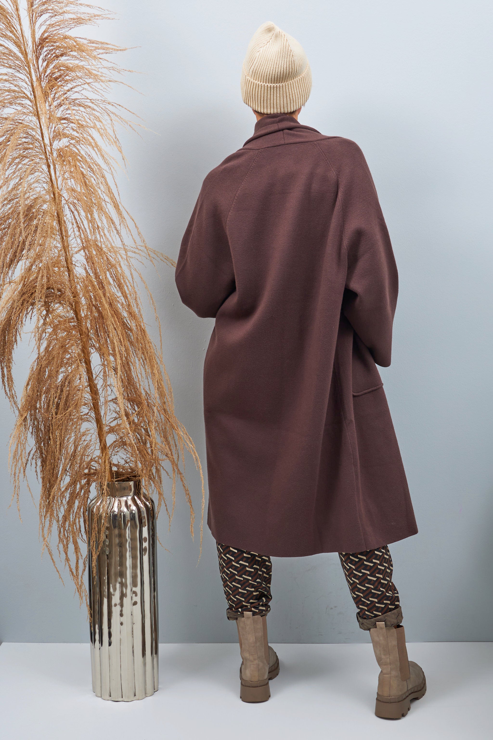 Knit coat with pockets, chocolate brown