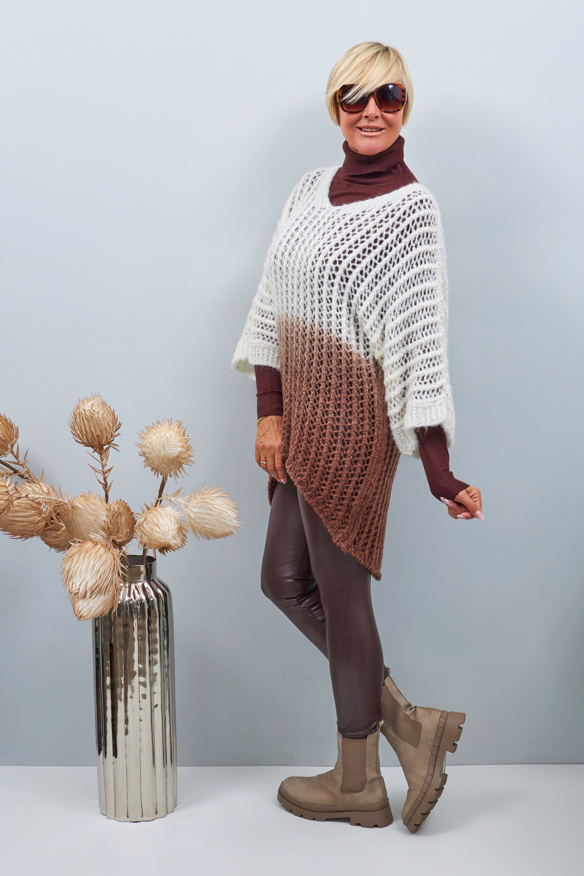 Knit sweater with color gradient, offwhite-brown