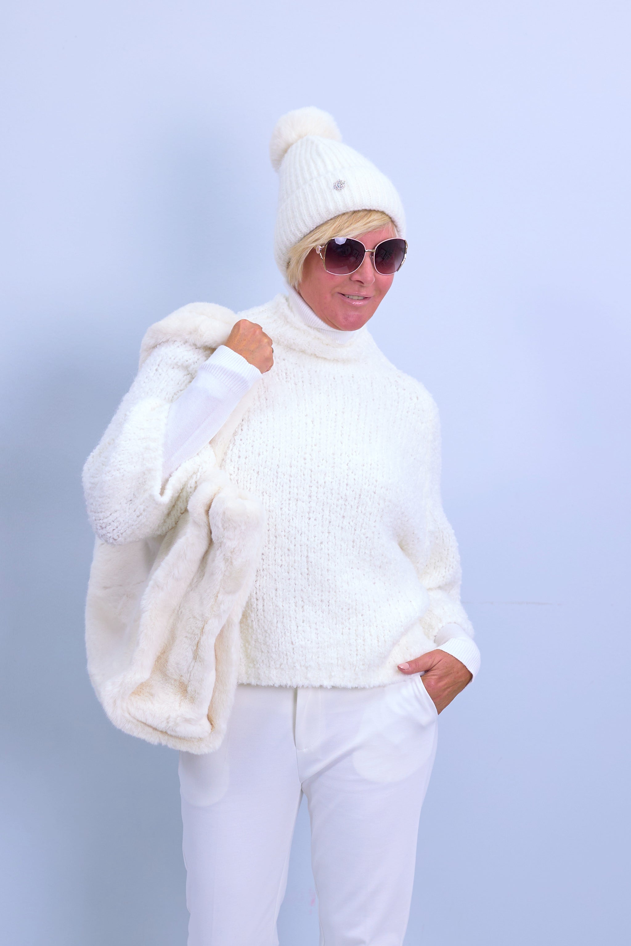Knit sweater with turtleneck collar, ecru