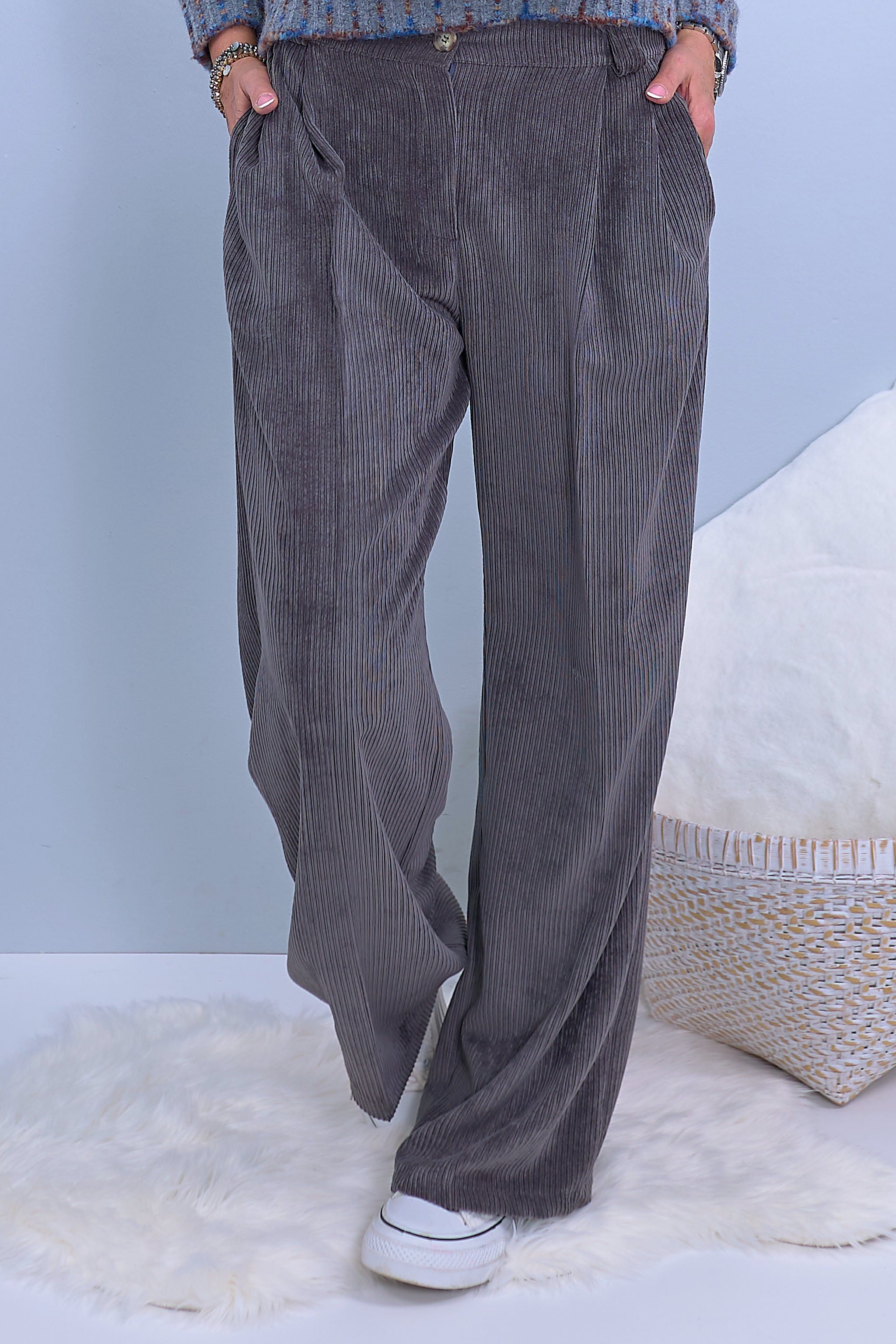 Corduroy palazzo pants with pleats, dark grey