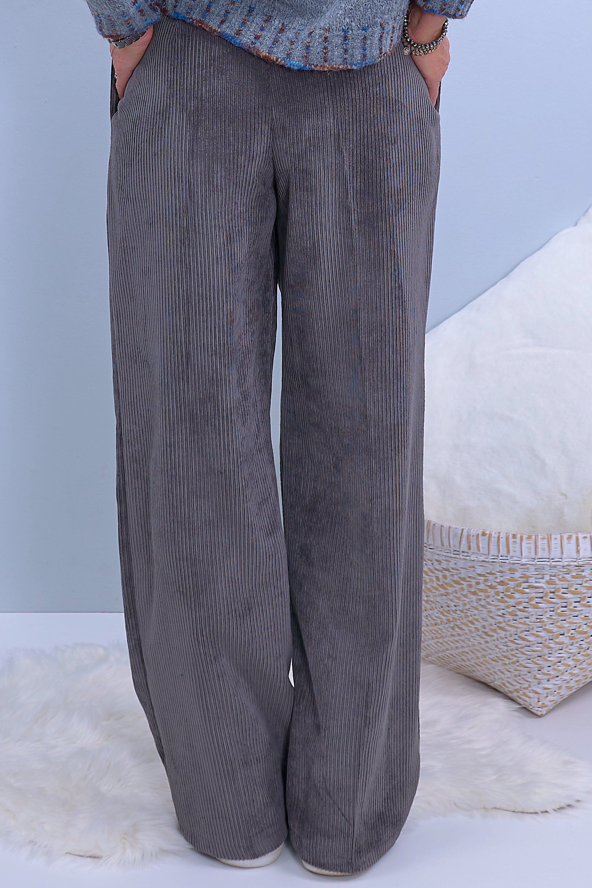Corduroy palazzo pants with pleats, dark grey