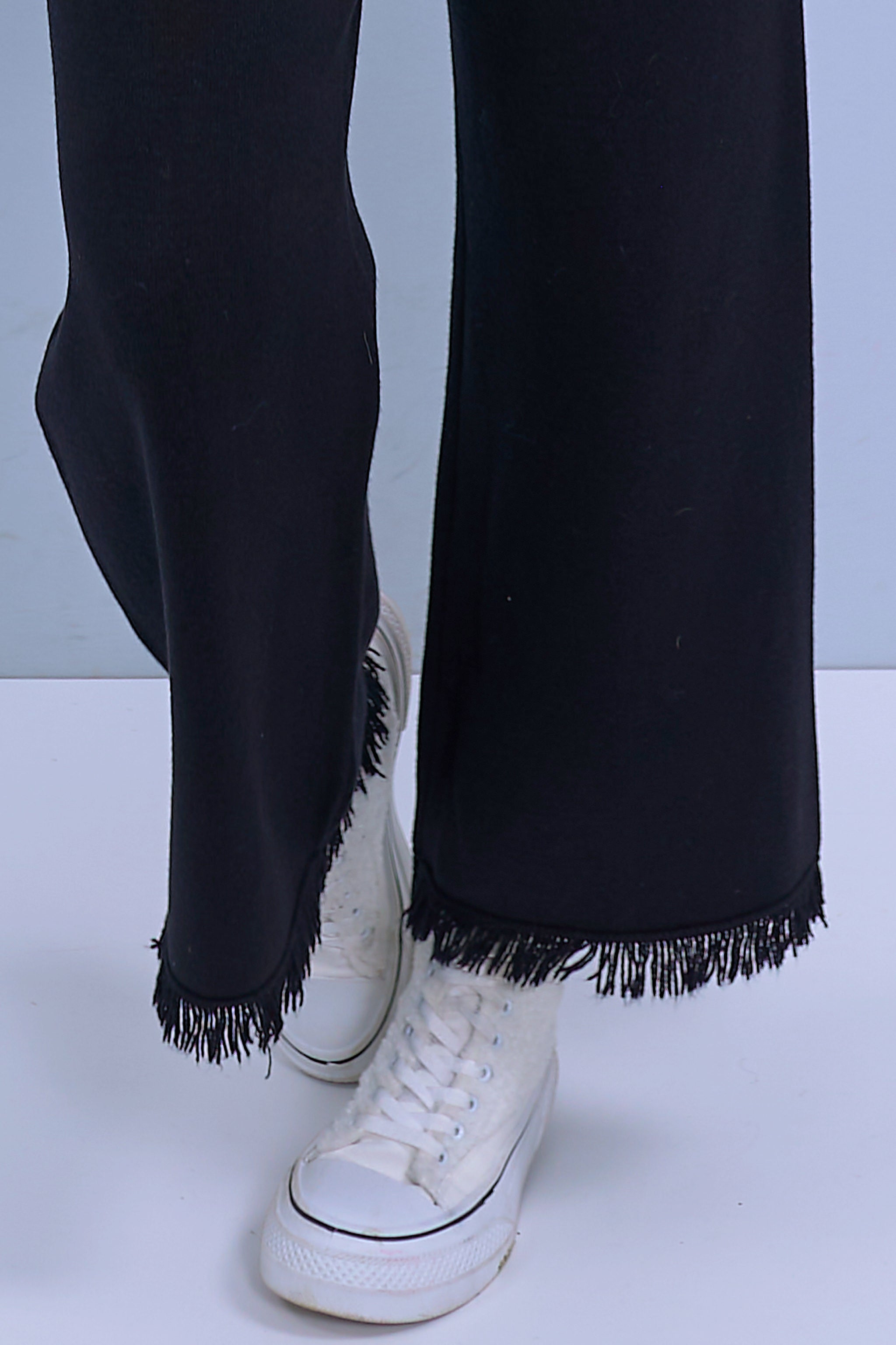High waist fine knit pants with fringes, black