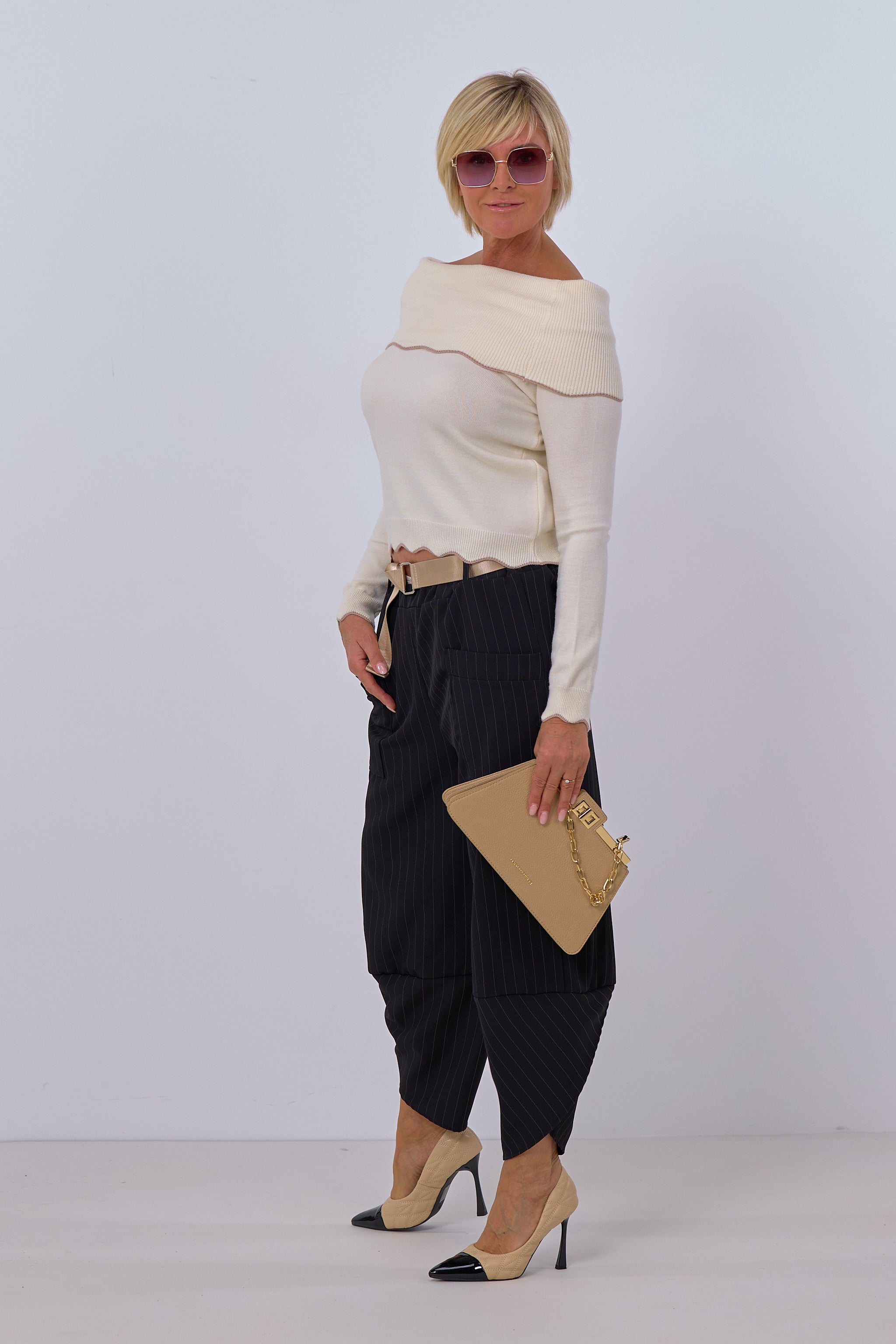 Off-shoulder sweater with a Carmen neckline, cream