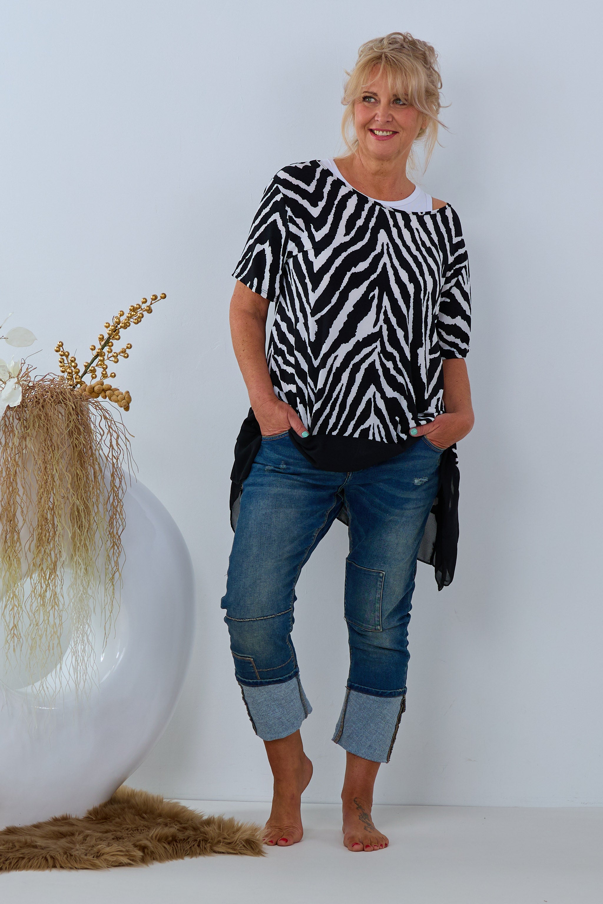 oversized Shirt mit Zebra-Muster und Bluseneinsatz von Trends & Lifestyle
