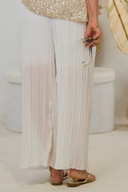Pleated pants with an elastic waistband, ecru