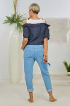 Fein geripptes Top mit off-shoulder Bluse, weiß-dunkelblau