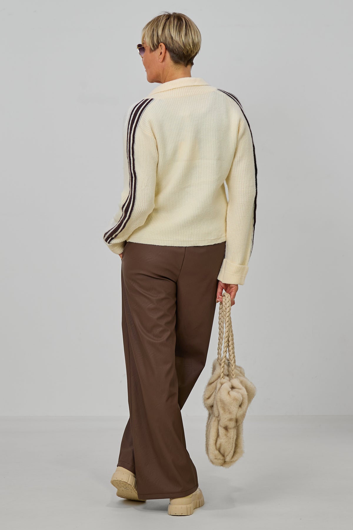 Cardigan mit Streifen auf den Ärmeln, creme-schokobraun