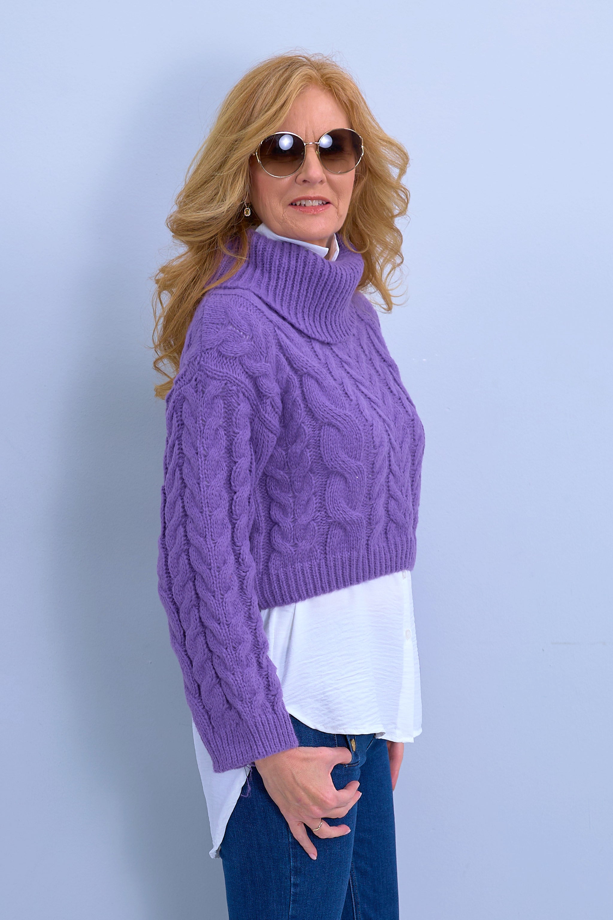 Crop top sweater with cable knit, purple