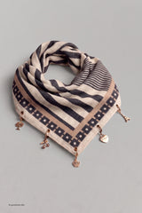 Weiches Tuch mit Charms, anthrazit-taupe-beige