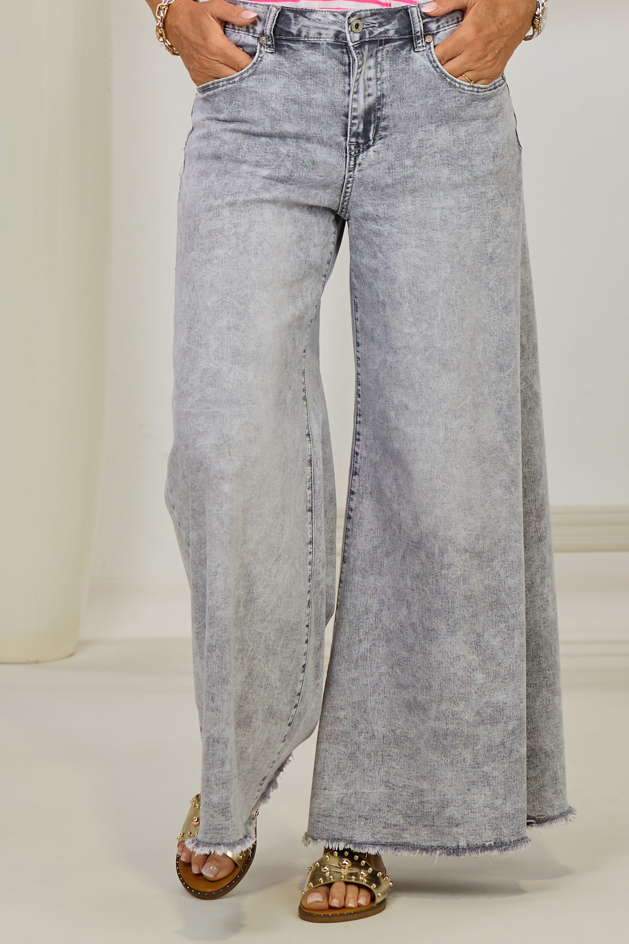 Midwaist Jeans mit weiten Beinen, hellgrau
