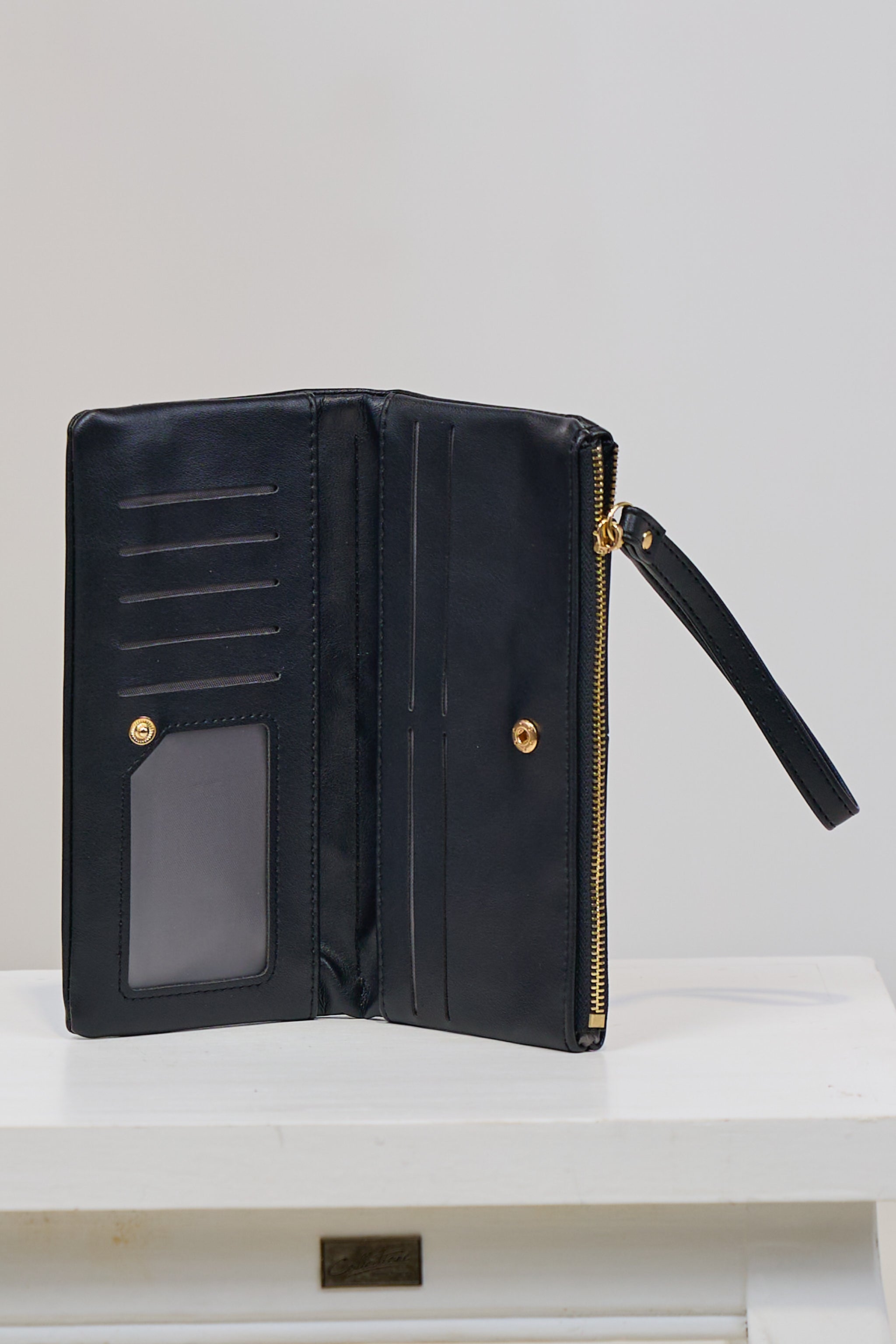 Portemonnaie mit Handschlaufe, taupe
