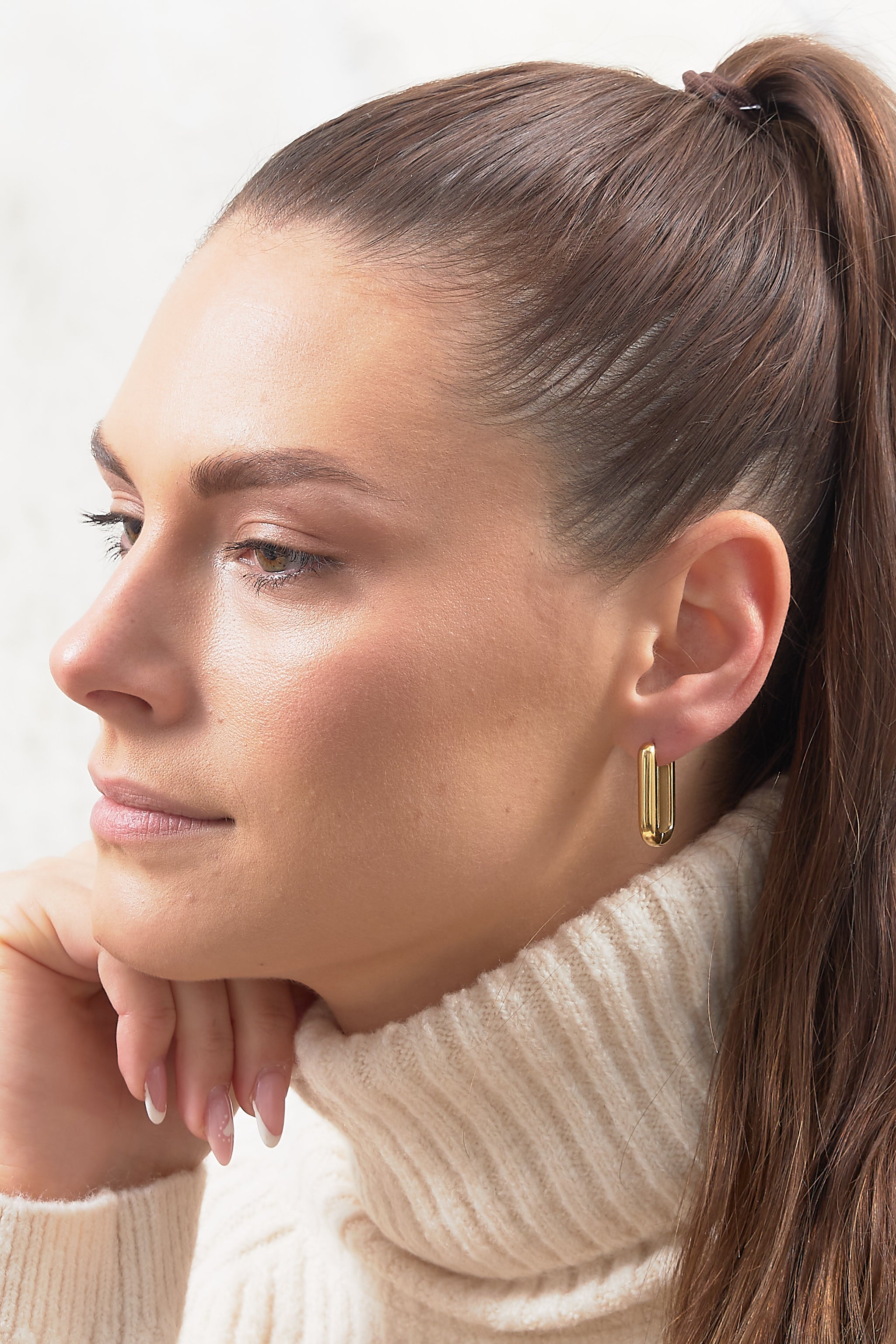 Rectangular earrings, gold colored