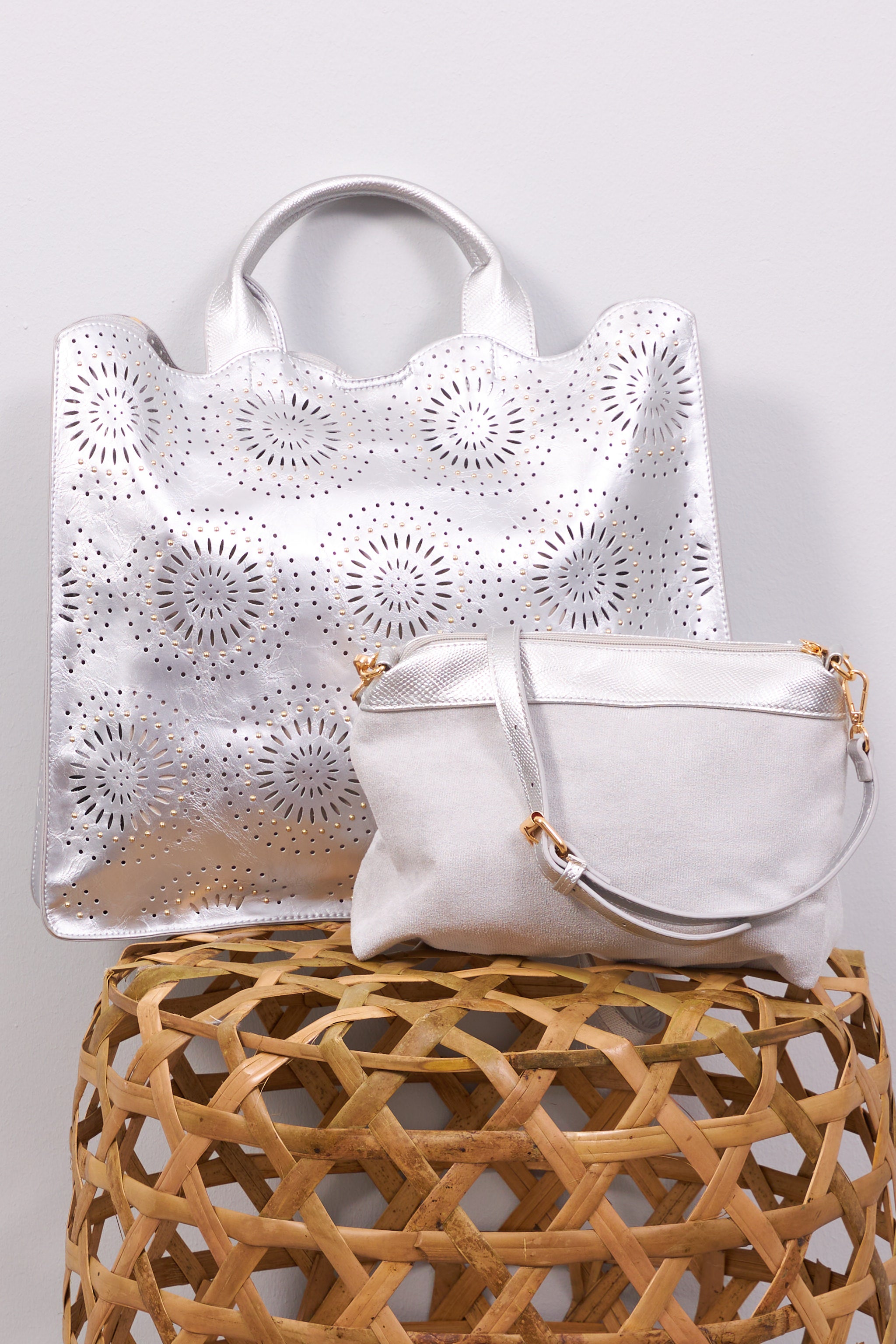 Shopper bag in bag with circle motif, silver metallic